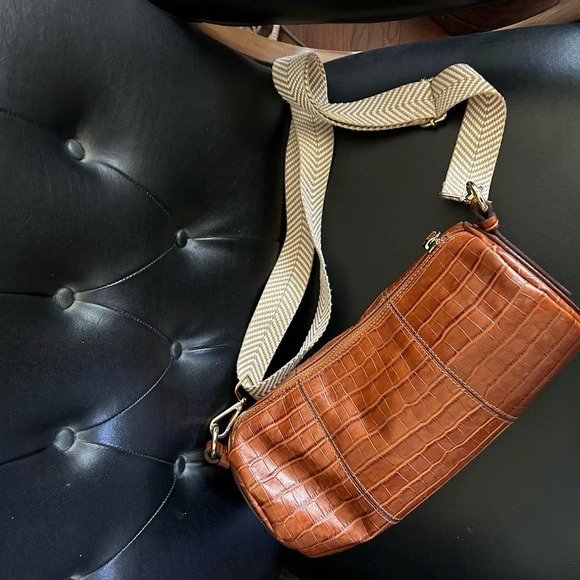 Manu Atelier Shoulder Bag Brown Leather Gold-Tone Hardware ChainLink wide strap - Picture 12 of 13